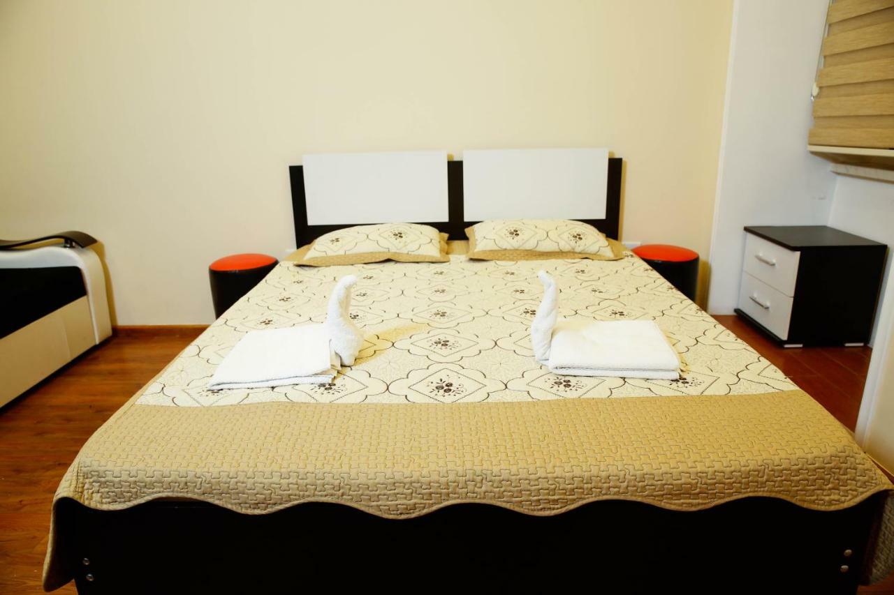 Comfy Hostel Баку Екстер'єр фото